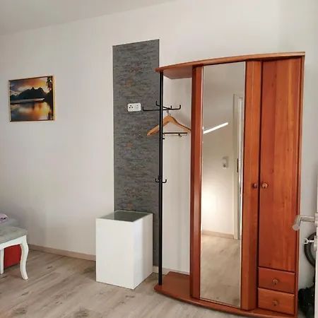 Siemens Mosel Apartment